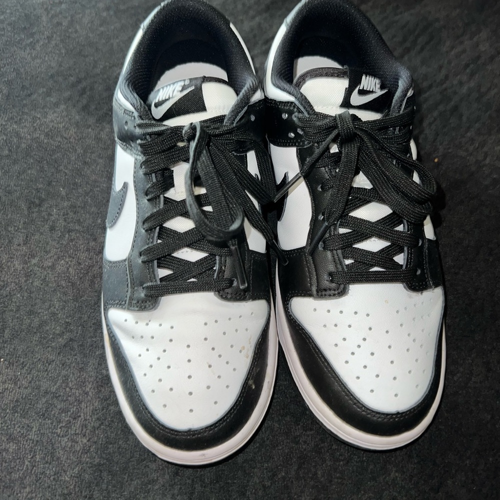 Nike Panda Dunks